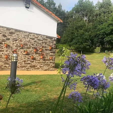 A Chousa Da Folgueira بيت للعطل *